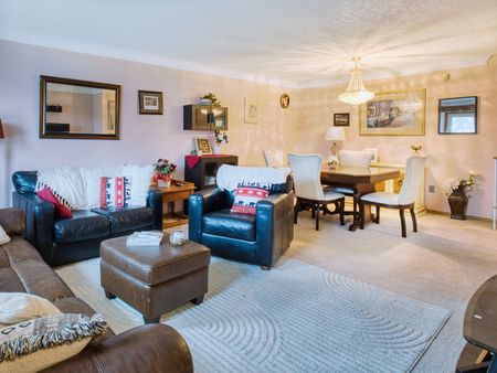 For Lease - 38 Cypress Street Unit# MAIN, St. Catharines, Ontario - Photo 5