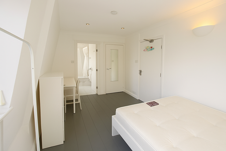 3 bedroom flat to rent - Photo 4