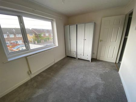 2 bedroom terraced house to rent - Photo 4