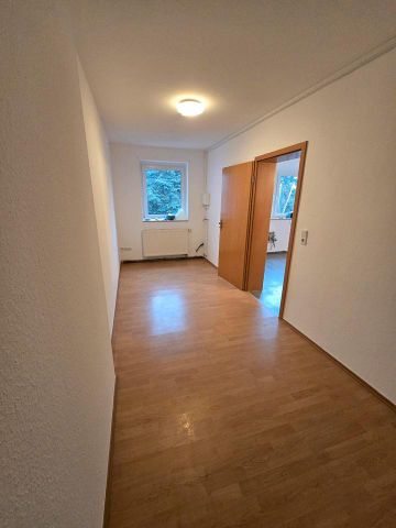 Schöne 3-Zimmer-Wohnung mit Carport in ruhiger Wohnlage - Photo 2
