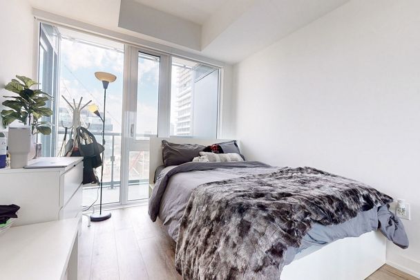 For Lease - 158 Front Street Unit# 1412, Toronto, Ontario - Photo 1