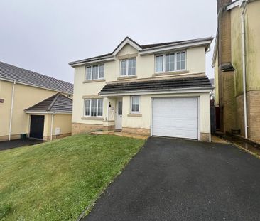 4 bedroom detached house to rent - Photo 6