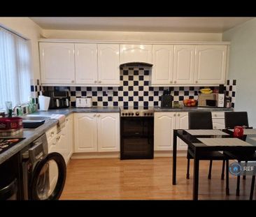 3 bedroom terraced house to rent - Photo 5