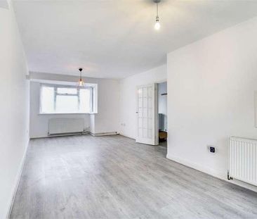 Fairway Avenue, West Drayton, UB7 - Photo 6