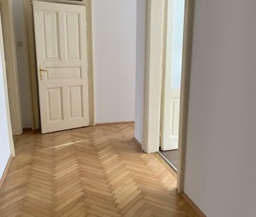 GroßzügigerTop-Altbau nächst Geidorfplatz mit Parkplätzen - Foto 4
