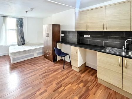 Studio Flat, Camberwell Church Street, SE5 - Photo 3