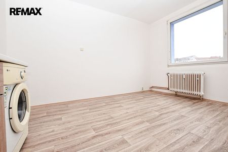 Pronájem bytu 1+kk v osobním vlastnictví 20 m², Žatec - Photo 4