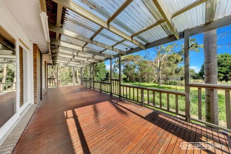 “Spacious Family Home on 2.5 Acres land!!” - Photo 3