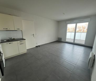 Location Appartement 3 pièces 60m² ISTRES 13800 - Photo 2