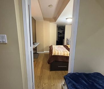 For Lease - 4 Lonestar Crescent Unit# Basement, Brampton, Ontario - Photo 3