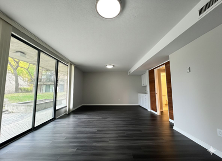 For Lease - 510 Duplex Avenue, Toronto, Ontario - Photo 3