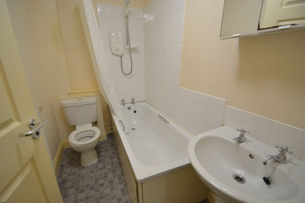 1 Bed Flat, Elizabeth Street, G51 - Photo 1