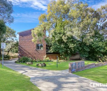 Spacious 2 Bedroom Unit in Prime Location - Photo 1