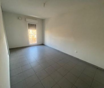 Location Appartement 2 pièces 44m² MARSEILLE 4ème - Photo 1
