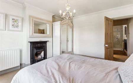 Manor Road, Walton-on-Thames, Surrey, KT12 - Photo 4