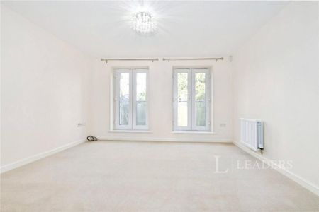 3 bedroom semi-detached house to rent - Photo 5