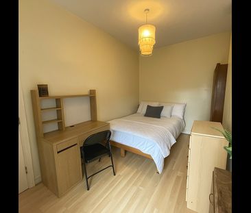 4 Bed Terraced House, Whitby Road, M14 - Photo 4