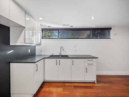 For Lease - 712 Brimorton Drive, Toronto, Ontario - Photo 2