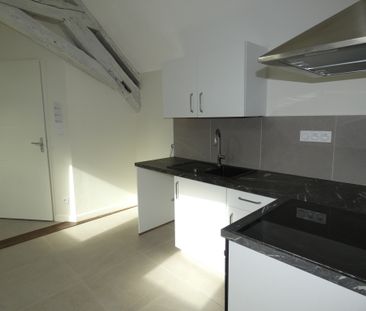 Location Appartement 3 pièces 59m² BEAUNE 21200 - Photo 4