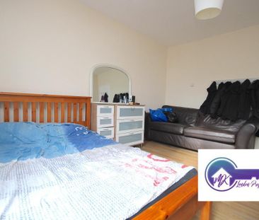4 Bedroom Flat To Rent - Photo 2