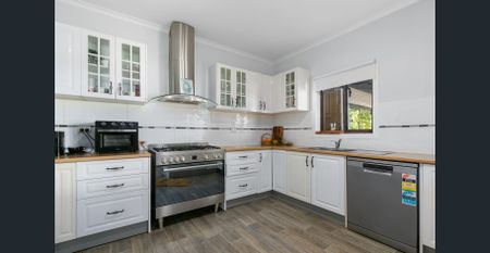 60 Comans St, Morwell, Vic 3840 - Photo 2