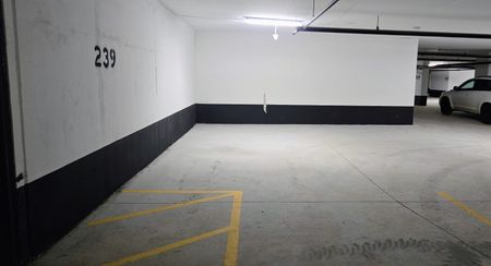 For Lease - 1 Quarrington Lane Unit# 1215, Toronto, Ontario - Photo 4