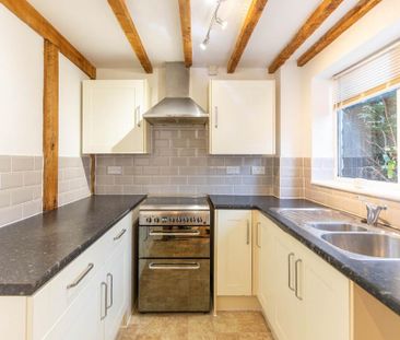 2 bedroom terraced house to rent - Photo 1