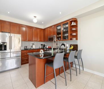 For Lease - 30 Eatonville Street Unit# Upper, Brampton, Ontario - Photo 5