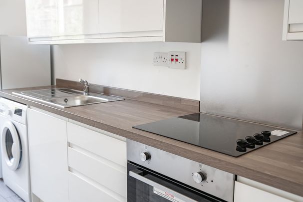 1 bed flat to rent in Paisley Road West, Glasgow, G51 - Photo 1