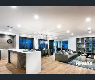 EX DISPLAY HOME! - Photo 3