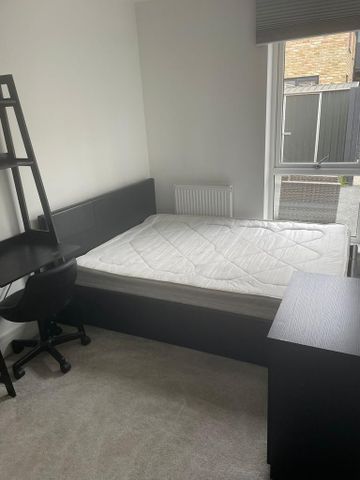 3 bedroom detached bungalow to rent - Photo 4