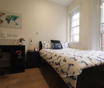 The Bruce Building, Newcastle Upon Tyne - Photo 1