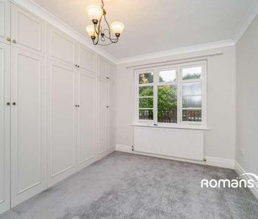 Broomfield Court, Broomfield Park, Ascot, SL5 - Photo 2