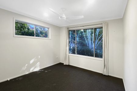 2 BEDROOM UNIT IN SUNRISE - Photo 3