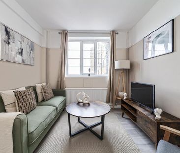 2 bedroom flat to rent - Photo 1