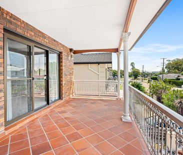 Spacious Family Home with Multiple Living Areas - Photo 1