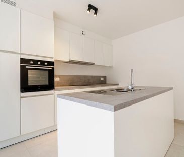 Woning te huur in Schaarbeek voor € 2.250 met 3 slaapkamers - Foto 1