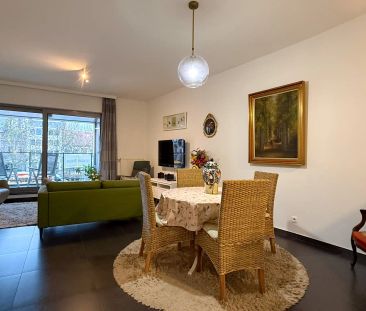 Appartement met zicht op de Grote Markt met 1 slaapkamer, 2 terrass... - Photo 1