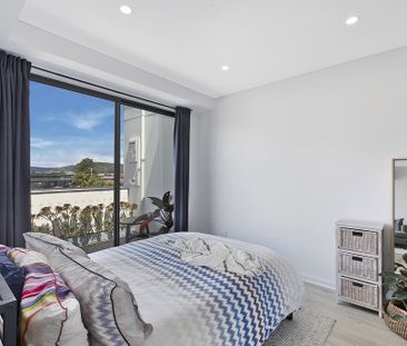 Stunning Brand New Apartment - water usage included - Photo 5