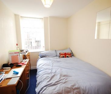 5 Bed - Hotspur Street, Heaton - Photo 4