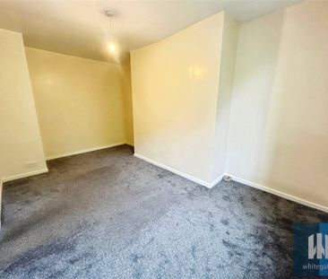 Emmanuel Terrace, Lockwood, Huddersfield, HD4 - Photo 6