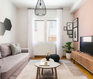 Delightful 1BD Apartment in Plaka - Photo 1