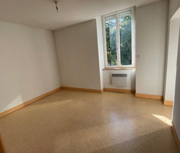 3 pièces, 63m² en location à Saint Maurice Les Brousses - 490 € par mois - Photo 2