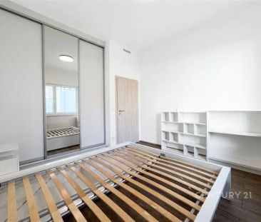 K pronájmu krásný a vybavený byt 3+kk v Eco City Hostivař - Photo 1