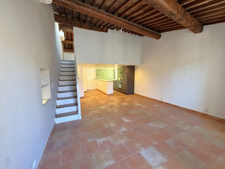 Location Appartement 3 pièces 52m² CASSIS 13260 - Photo 2