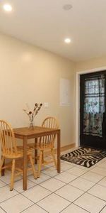 Lovely 2 Bed/1Bath Suite - Photo 3