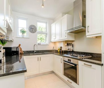 2 bedroom maisonette to rent - Photo 6