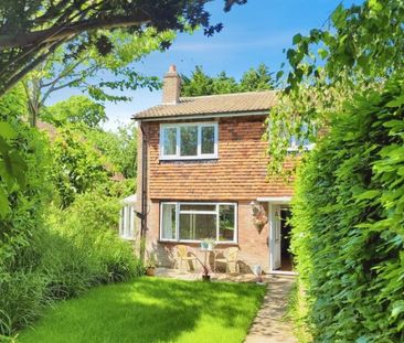 3 bedroom House To Let Total Size: 1012 SQ FT - Photo 6