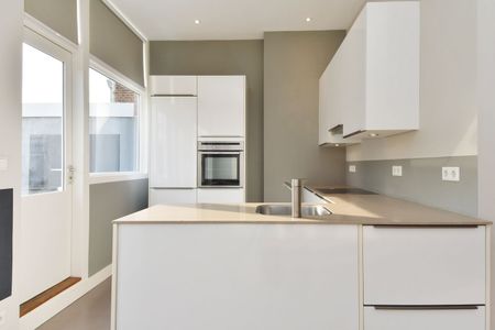 Appartement te huur: Van Beverningkstraat 260 2582 VN Den Haag - Photo 3