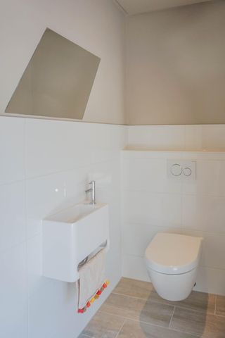 Te huur: Appartement Wouwermanstraat in Amsterdam - Photo 2